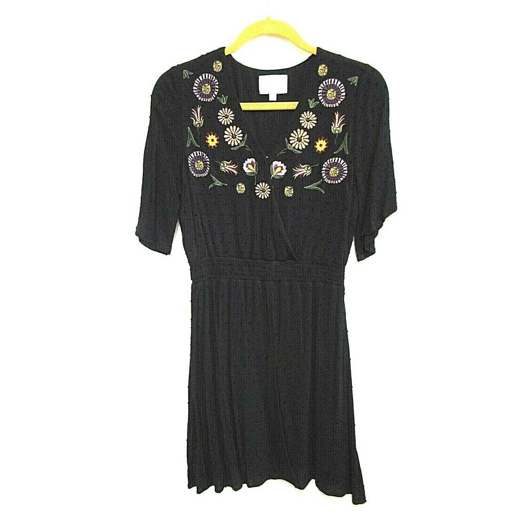 Skies Are Blue Anthropologie Black Floral Embroidered Knee Length Dress Sz S